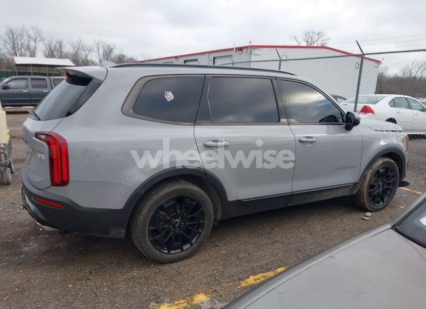 Photo 13 of 2022 Kia Telluride EX (VIN 5XYP3DHC4NG319222)
