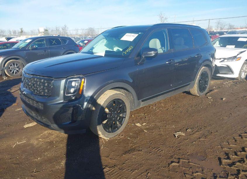 Photo 2 of 2021 Kia Telluride EX (VIN 5XYP3DHC5MG189630)