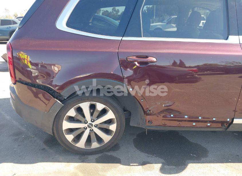 Photo 6 of 2022 Kia Telluride EX (VIN 5XYP3DHC5NG230081)