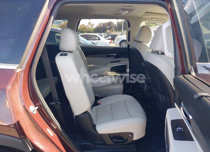 Photo 8 of 2022 Kia Telluride EX (VIN 5XYP3DHC5NG230081)