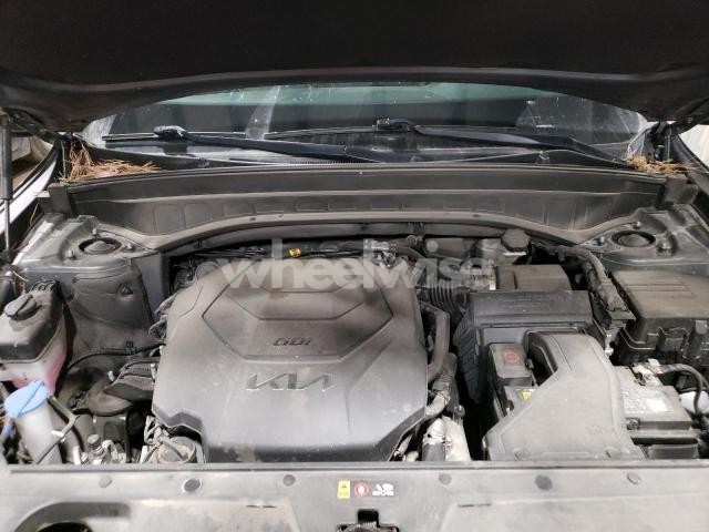 Photo 8 of 2022 KIA TELLURIDE EX (VIN 5XYP3DHC6NG270167)