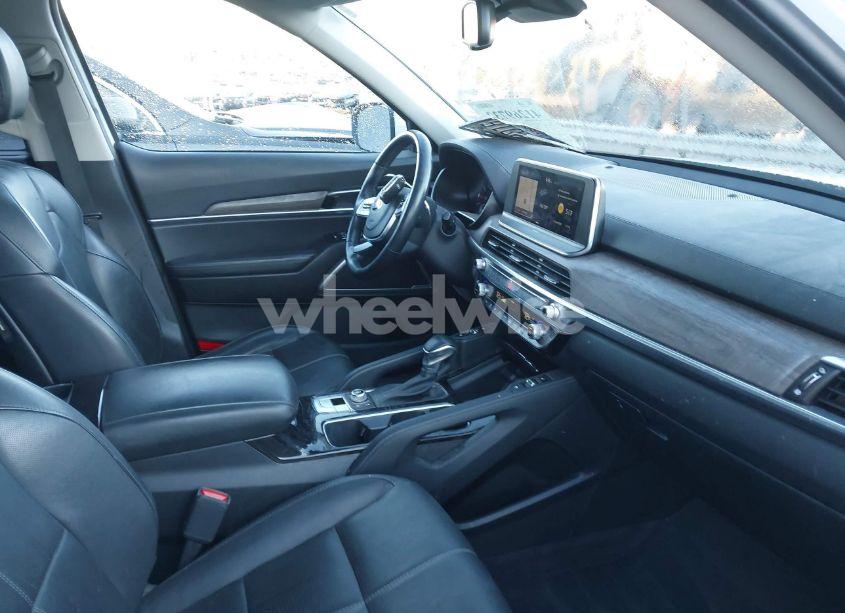 Photo 5 of 2020 Kia Telluride EX (VIN 5XYP3DHC7LG003486)