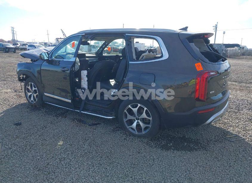 Photo 3 of 2022 Kia Telluride EX (VIN 5XYP3DHC7NG201553)