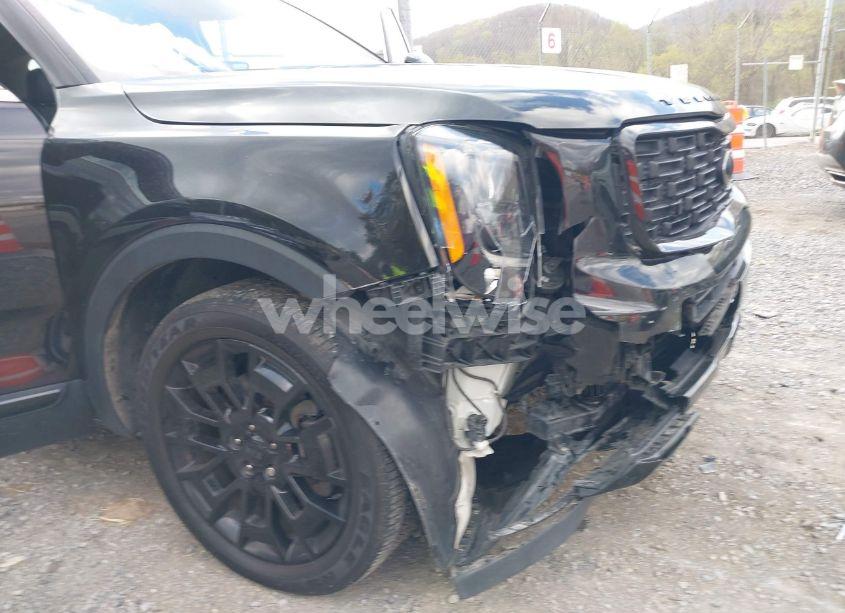 Photo 6 of 2021 Kia Telluride EX (VIN 5XYP3DHC9MG182549)