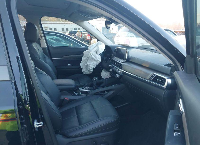 Photo 5 of 2021 Kia Telluride EX (VIN 5XYP3DHCXMG184455)