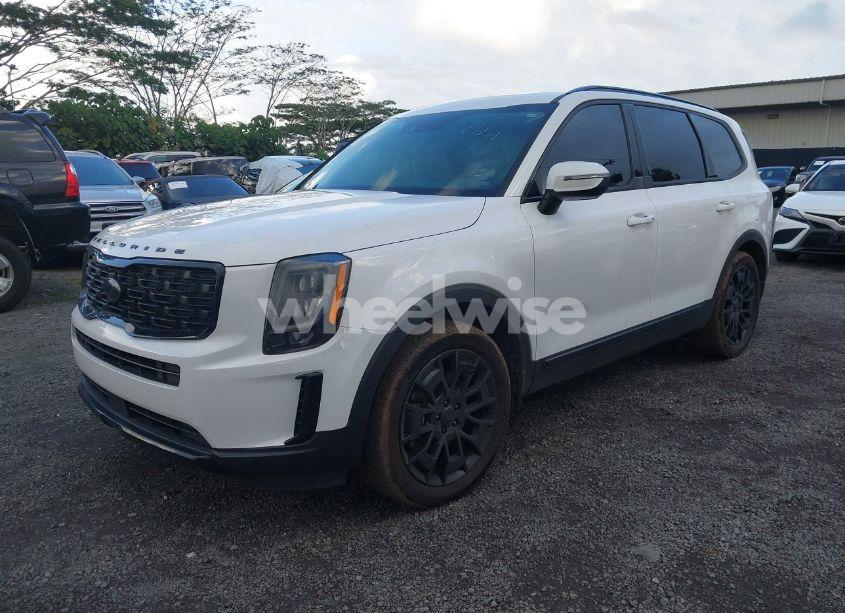Photo 2 of 2021 Kia Telluride EX (VIN 5XYP3DHCXMG188442)
