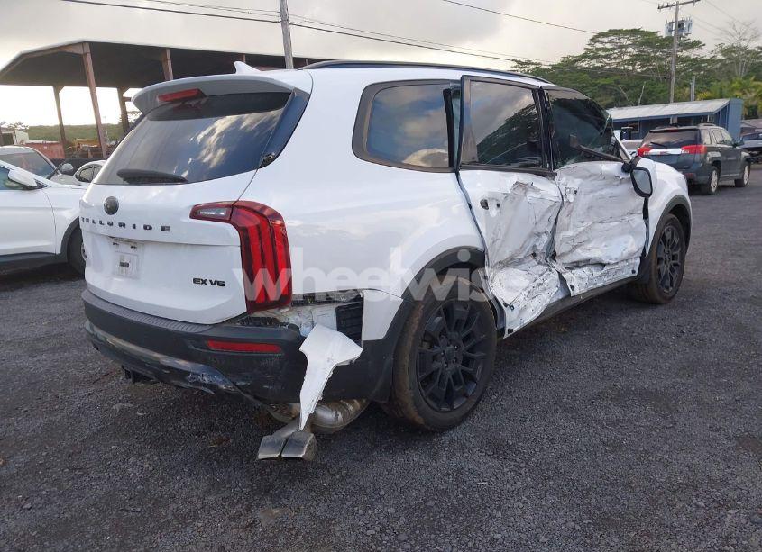 Photo 4 of 2021 Kia Telluride EX (VIN 5XYP3DHCXMG188442)