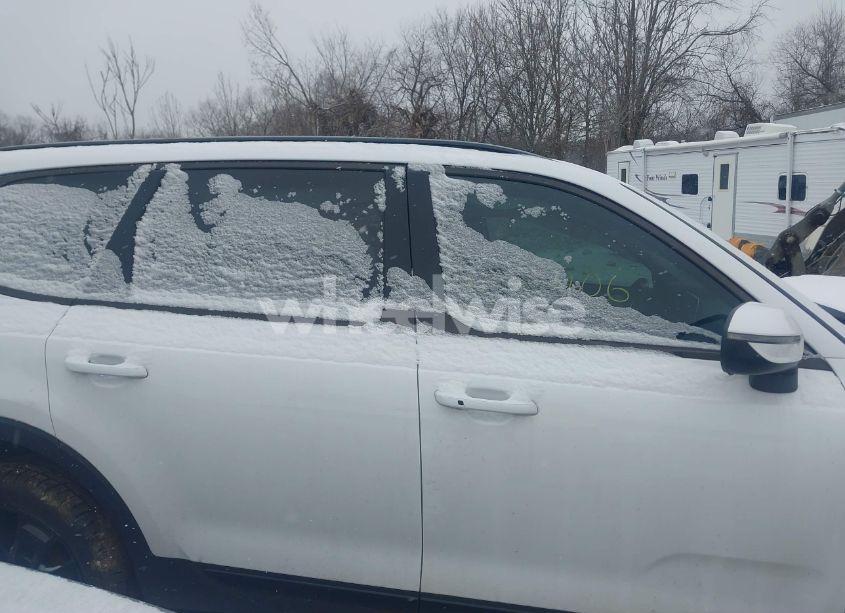 Photo 13 of 2022 Kia Telluride EX (VIN 5XYP3DHCXNG277221)