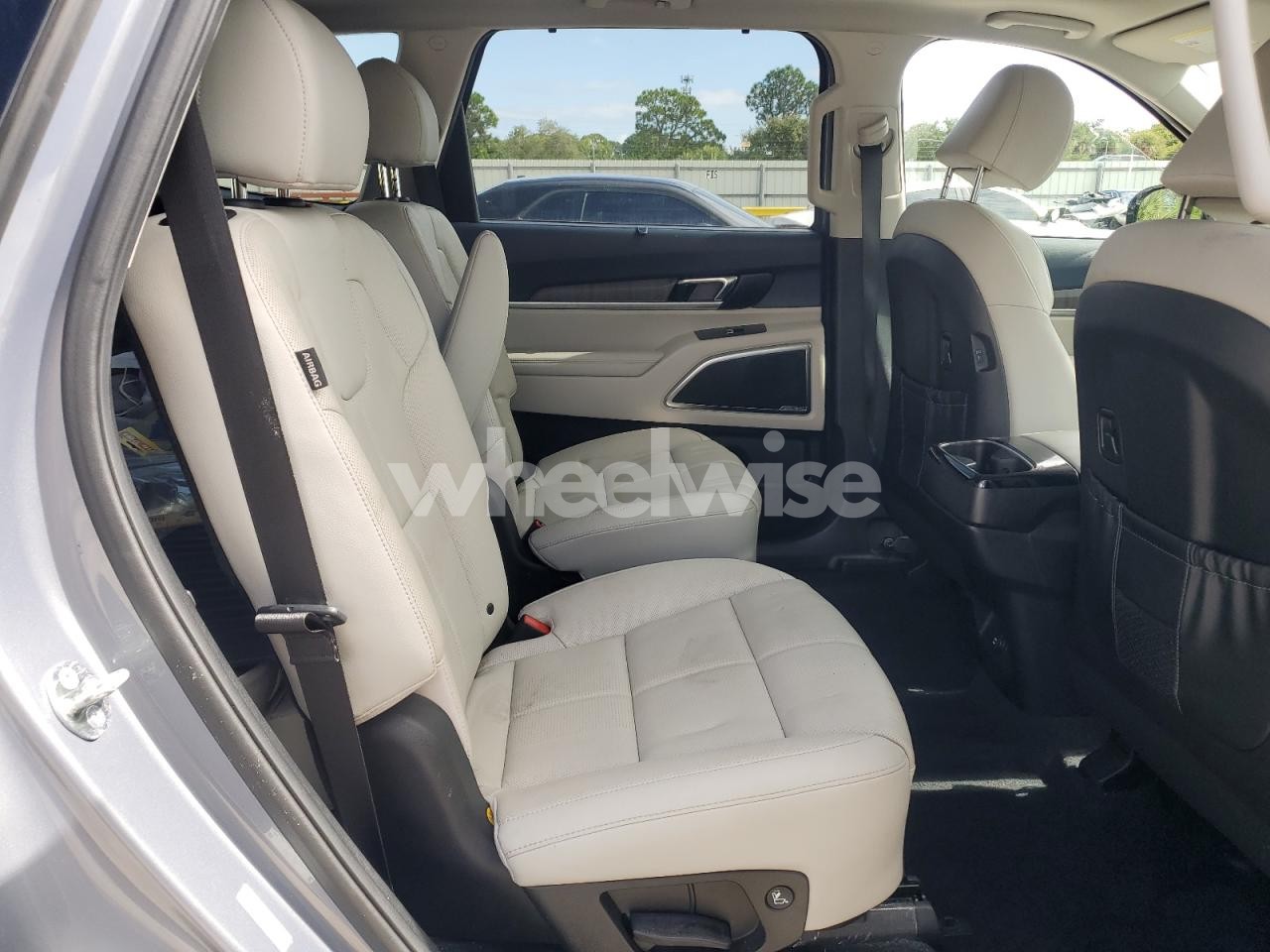 Photo 11 of 2023 KIA TELLURIDE SX (VIN 5XYP54GC3PG401828)