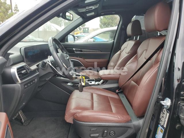 Photo 2 of 2024 KIA TELLURIDE SX (VIN 5XYP54GC4RG467811)