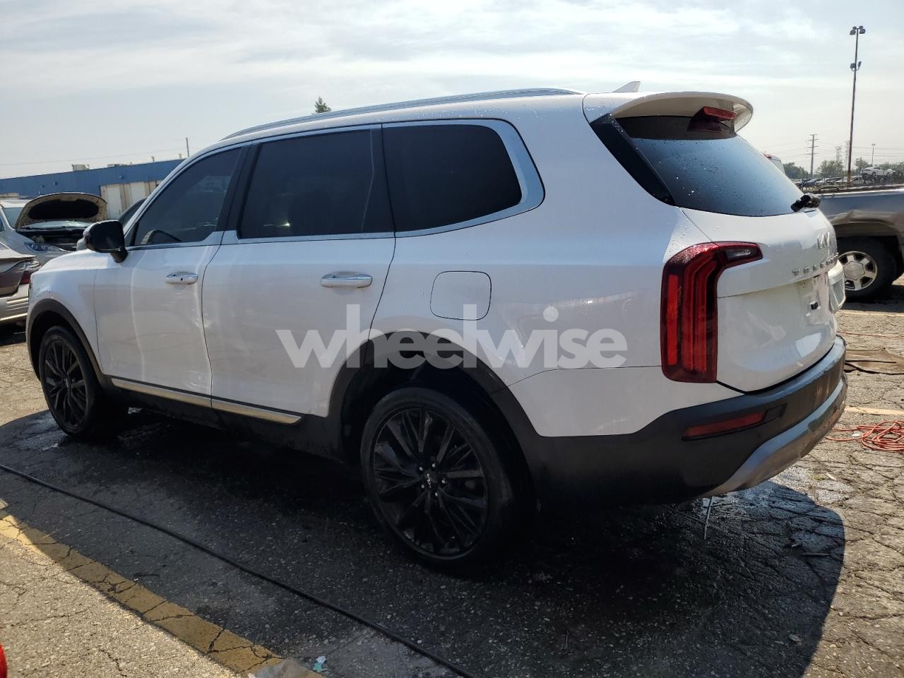 Photo 2 of 2022 KIA TELLURIDE SX (VIN 5XYP54HC1NG325070)