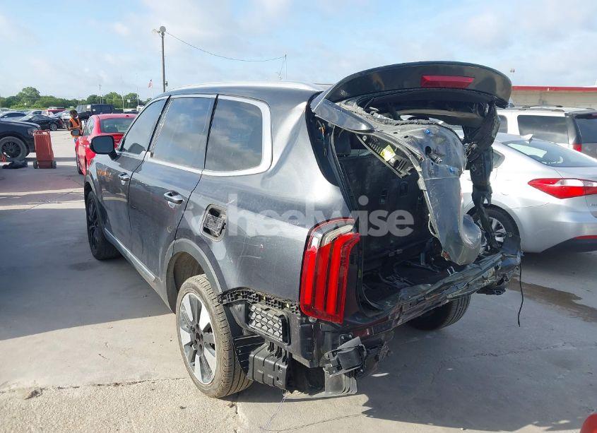 Photo 3 of 2022 Kia Telluride SX (VIN 5XYP54HCXNG215831)