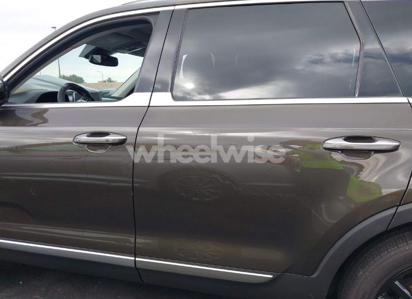 Photo 15 of 2022 Kia Telluride SX (VIN 5XYP54HCXNG242074)