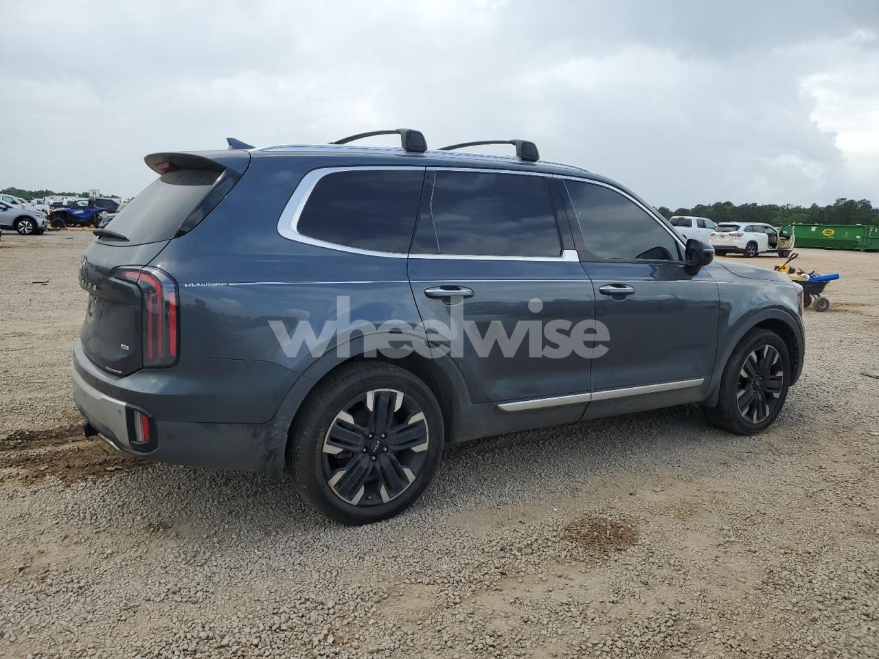 Photo 3 of 2024 KIA TELLURIDE SX (VIN 5XYP5DGC0RG441576)