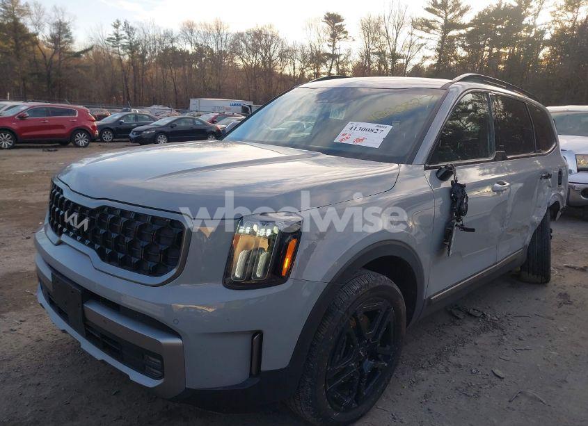 Photo 2 of 2023 Kia Telluride SX X-LINE (VIN 5XYP5DGC1PG408017)