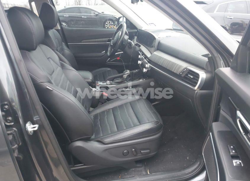 Photo 5 of 2023 Kia Telluride SX PRESTIGE (VIN 5XYP5DGC3PG329805)