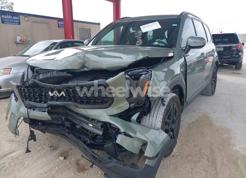 Photo 2 of 2024 Kia Telluride SX X-LINE (VIN 5XYP5DGC3RG439093)