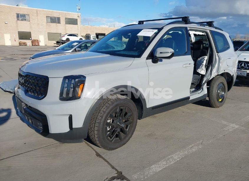Photo 2 of 2024 Kia Telluride SX PRESTIGE X-PRO (VIN 5XYP5DGCXRG428642)