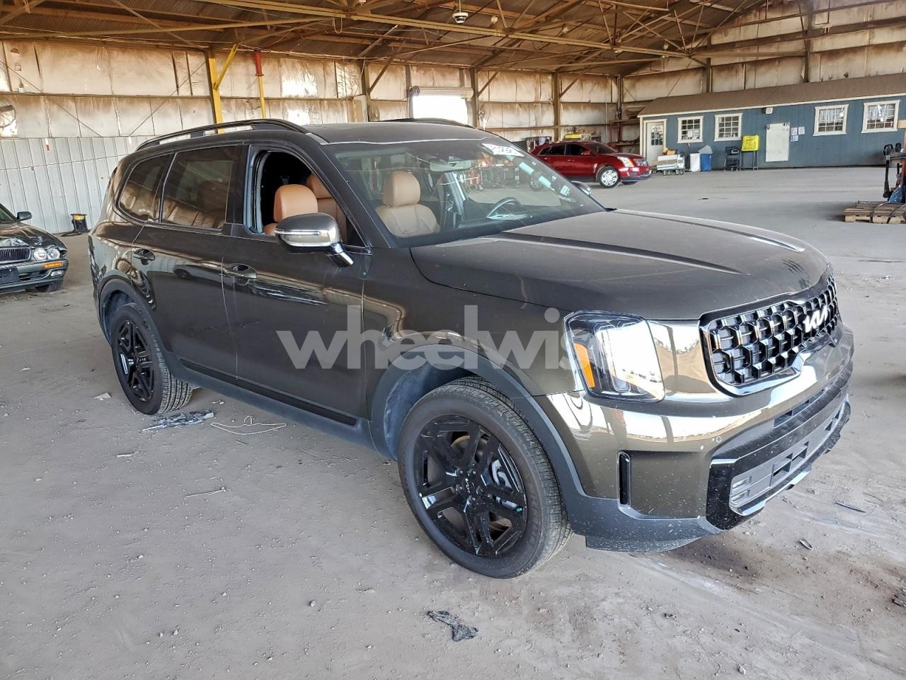 Photo 4 of 2024 KIA TELLURIDE SX (VIN 5XYP5DGCXRG519605)