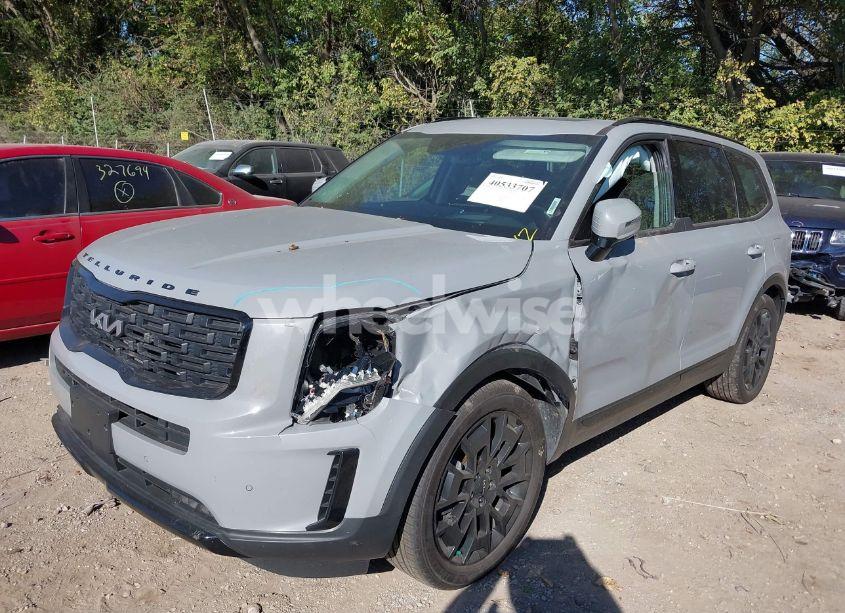 Photo 2 of 2022 Kia Telluride SX (VIN 5XYP5DHC0NG279263)