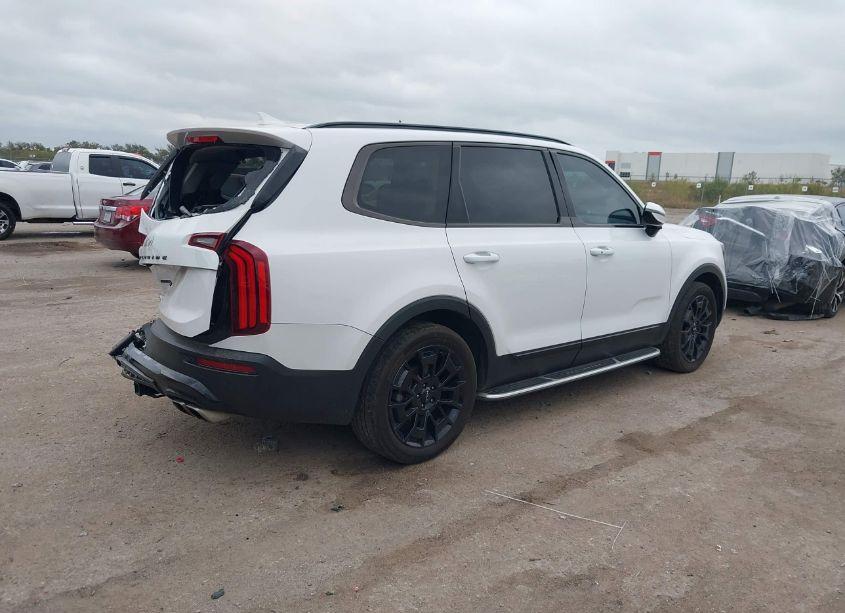 Photo 4 of 2022 Kia Telluride SX (VIN 5XYP5DHC0NG311919)