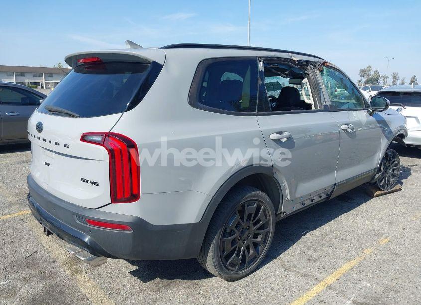 Photo 4 of 2021 Kia Telluride SX (VIN 5XYP5DHC1MG152035)
