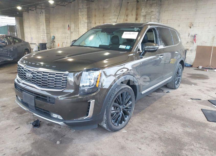 Photo 2 of 2021 Kia Telluride SX (VIN 5XYP5DHC4MG124780)