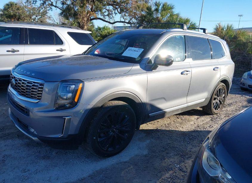 Photo 2 of 2021 Kia Telluride SX (VIN 5XYP5DHC5MG173647)