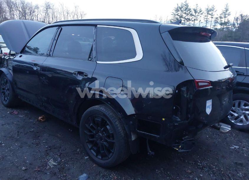 Photo 3 of 2021 Kia Telluride SX (VIN 5XYP5DHC8MG102037)