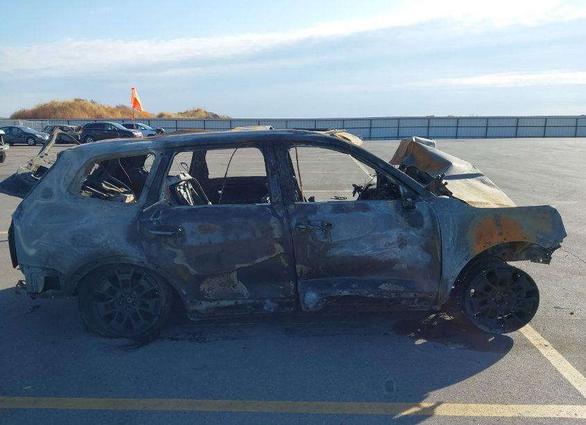 Photo 12 of 2022 Kia Telluride SX (VIN 5XYP5DHC9NG227730)