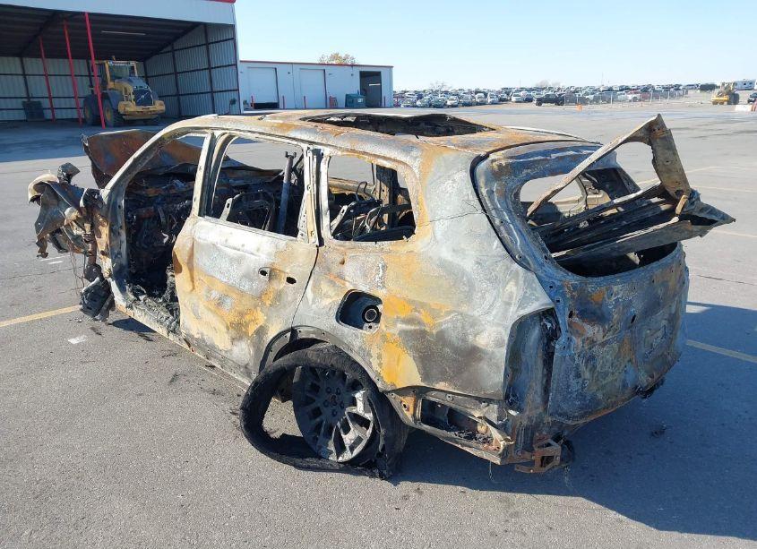 Photo 3 of 2022 Kia Telluride SX (VIN 5XYP5DHC9NG227730)