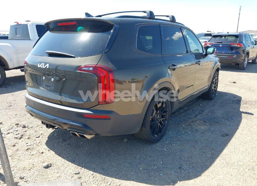 Photo 4 of 2022 Kia Telluride SX (VIN 5XYP5DHC9NG266365)