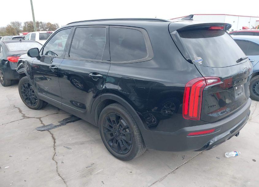 Photo 3 of 2021 Kia Telluride SX (VIN 5XYP5DHCXMG167973)