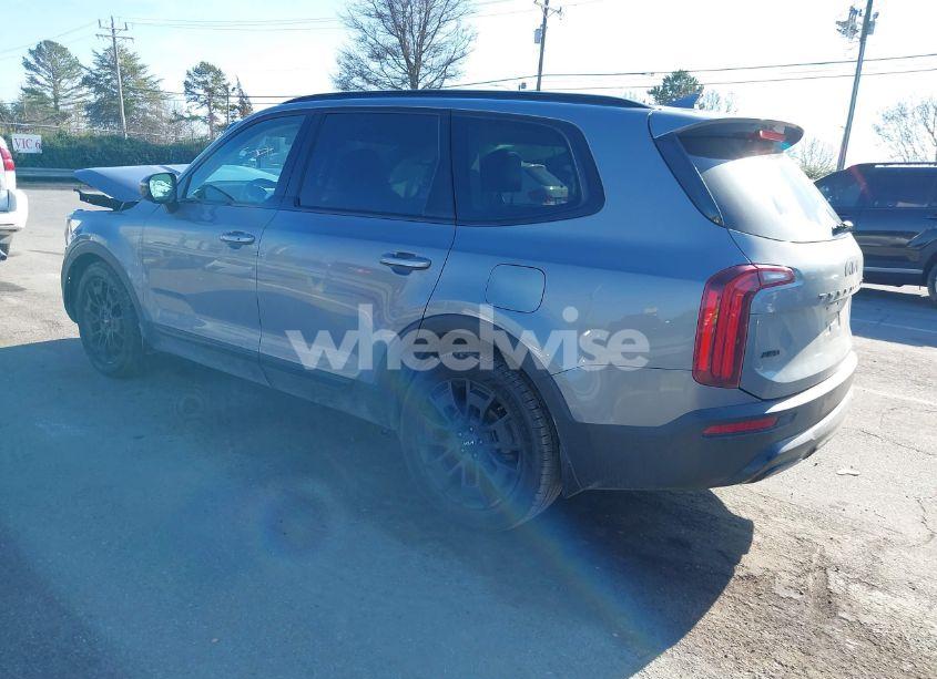 Photo 3 of 2022 Kia Telluride SX (VIN 5XYP5DHCXNG201556)