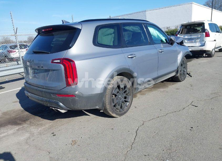 Photo 4 of 2022 Kia Telluride SX (VIN 5XYP5DHCXNG201556)