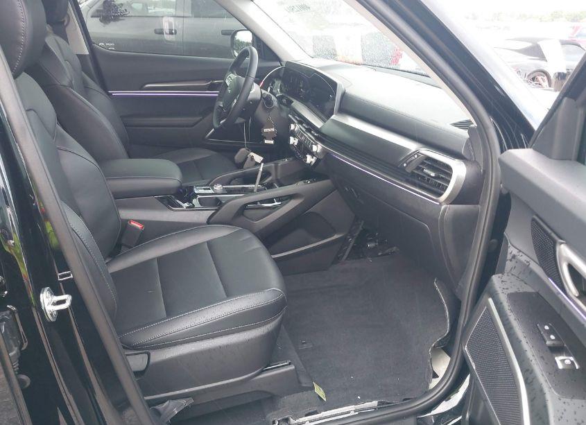 Photo 5 of 2024 Kia Telluride S (VIN 5XYP64GC0RG510120)