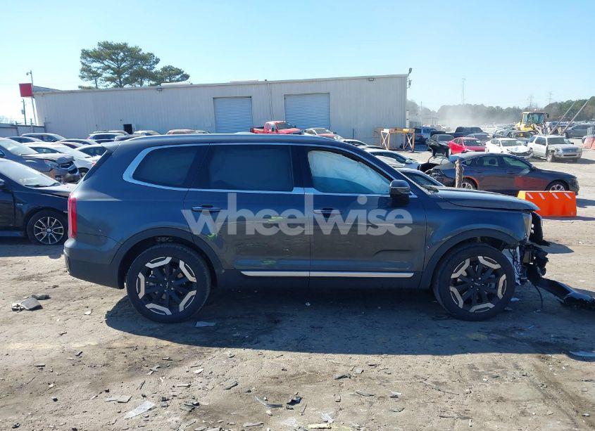 Photo 13 of 2024 Kia Telluride S (VIN 5XYP64GC0RG527984)