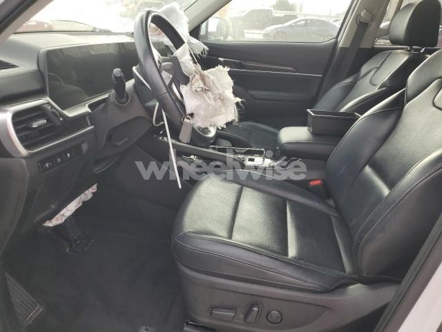 Photo 6 of 2024 KIA TELLURIDE S (VIN 5XYP64GC1RG420085)