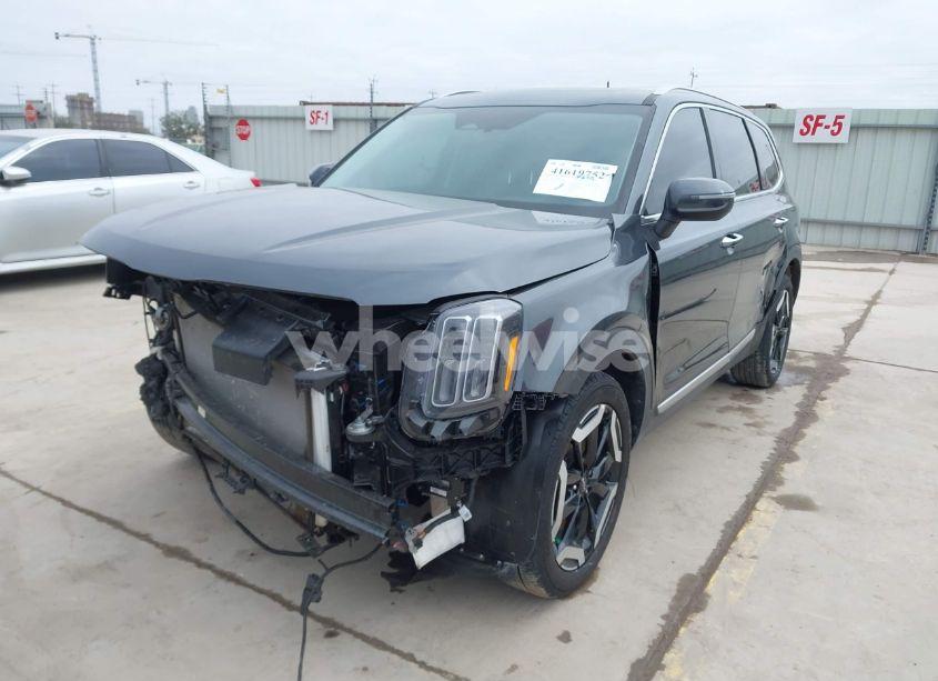 Photo 2 of 2024 Kia Telluride S (VIN 5XYP64GC1RG526939)