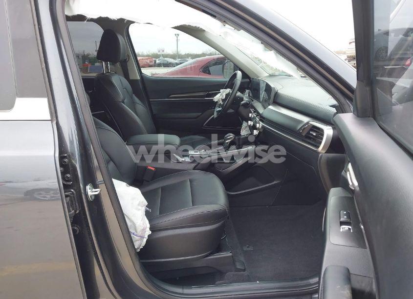 Photo 5 of 2024 Kia Telluride S (VIN 5XYP64GC1RG526939)