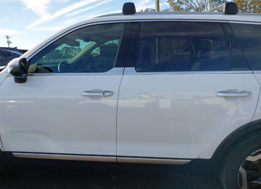 Photo 14 of 2024 Kia Telluride S (VIN 5XYP64GC1RG563103)