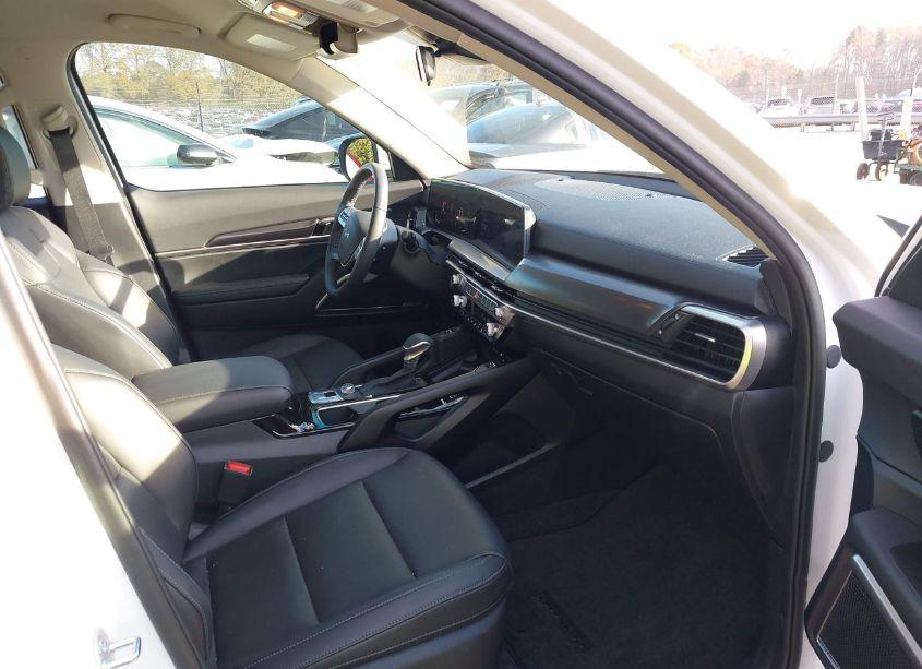 Photo 5 of 2024 Kia Telluride S (VIN 5XYP64GC1RG563103)