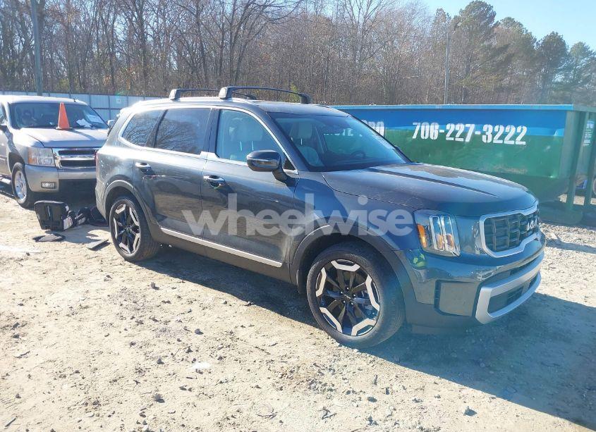 2024 Kia Telluride S (VIN 5XYP64GC3RG505428) main photo