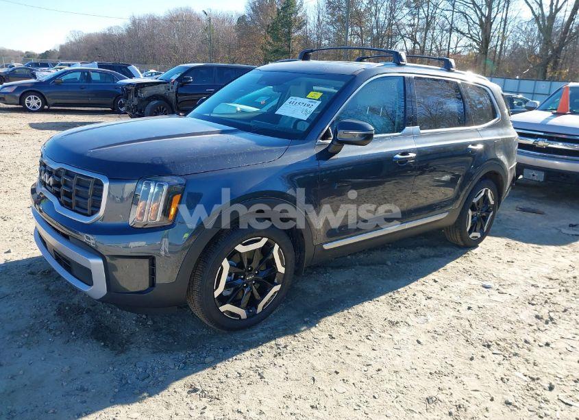 Photo 2 of 2024 Kia Telluride S (VIN 5XYP64GC3RG505428)