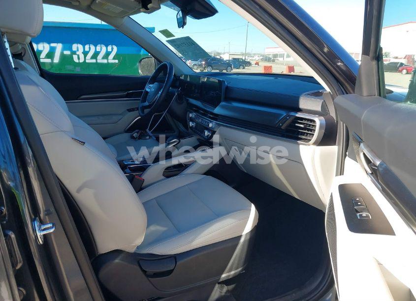 Photo 5 of 2024 Kia Telluride S (VIN 5XYP64GC3RG505428)