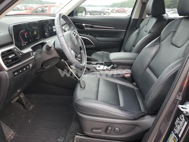 Photo 3 of 2025 KIA TELLURIDE S (VIN 5XYP64GC5SG624202)
