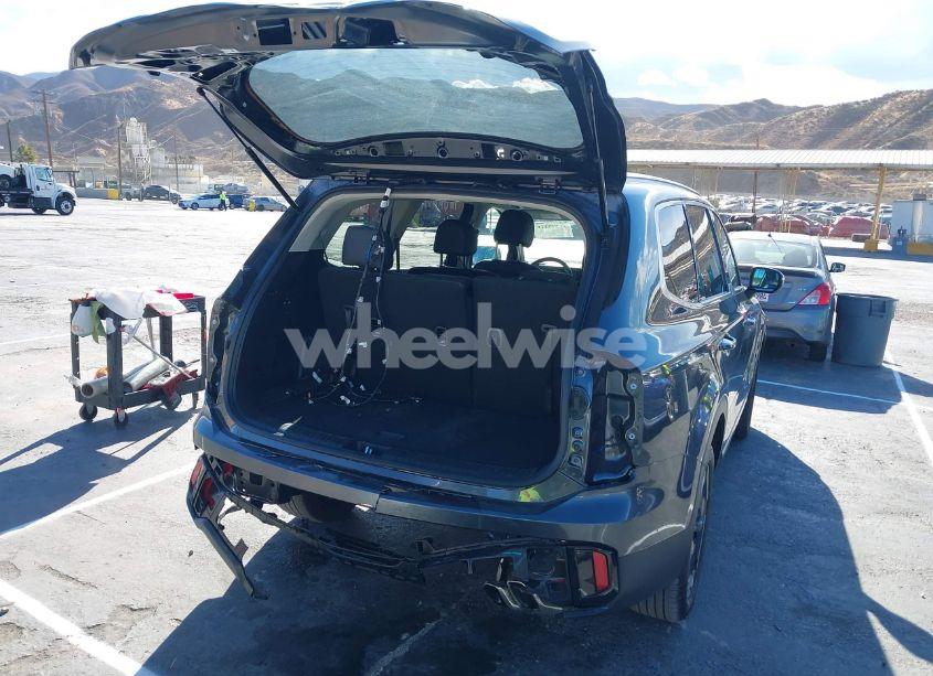 Photo 4 of 2024 Kia Telluride S (VIN 5XYP64GC6RG515659)