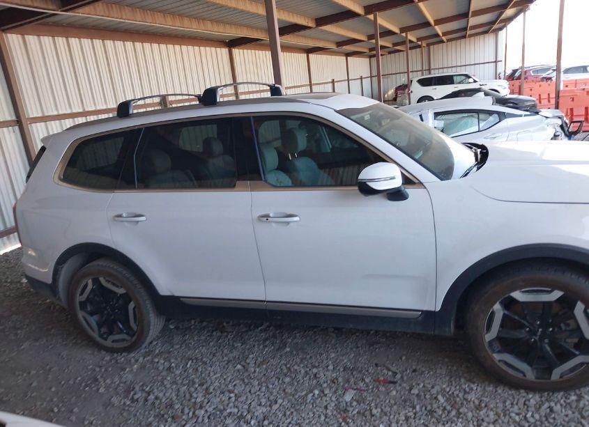 Photo 14 of 2023 Kia Telluride S (VIN 5XYP64GC7PG331201)