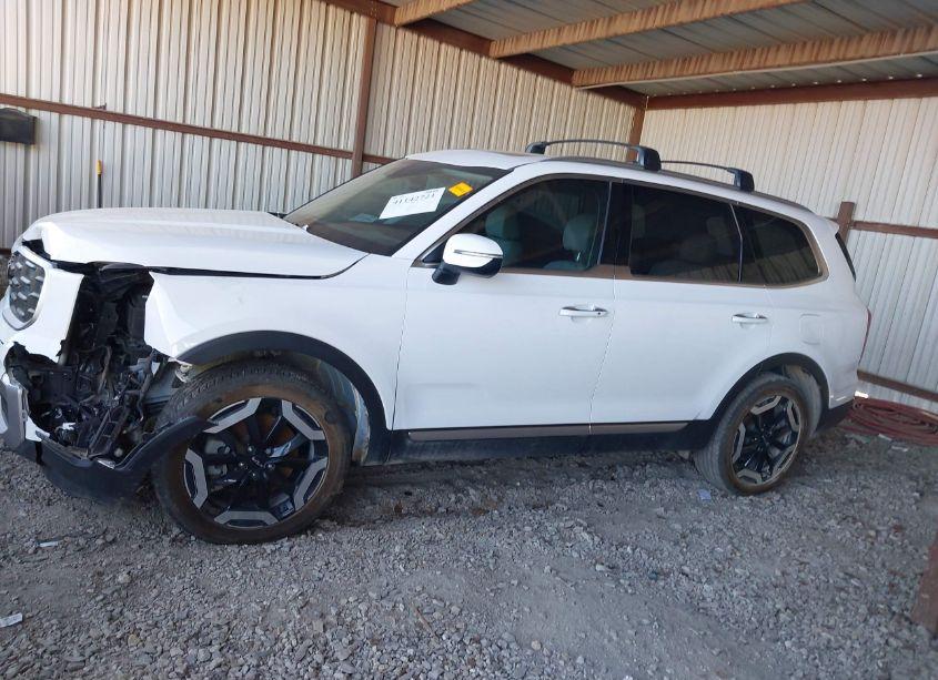 Photo 15 of 2023 Kia Telluride S (VIN 5XYP64GC7PG331201)