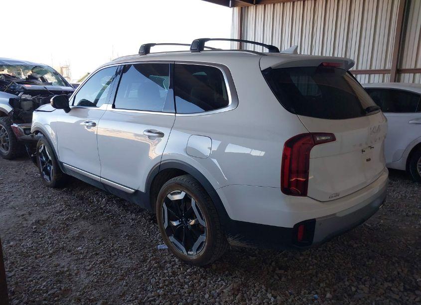 Photo 3 of 2023 Kia Telluride S (VIN 5XYP64GC7PG331201)